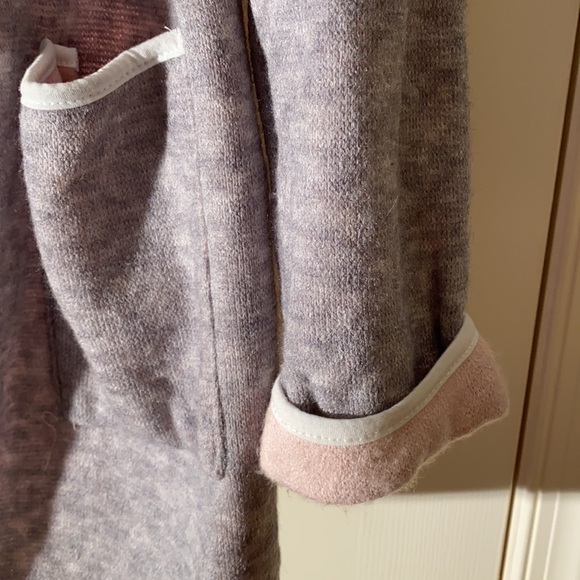 Large pink, grey and white open front sweater - Picture 3 of 5